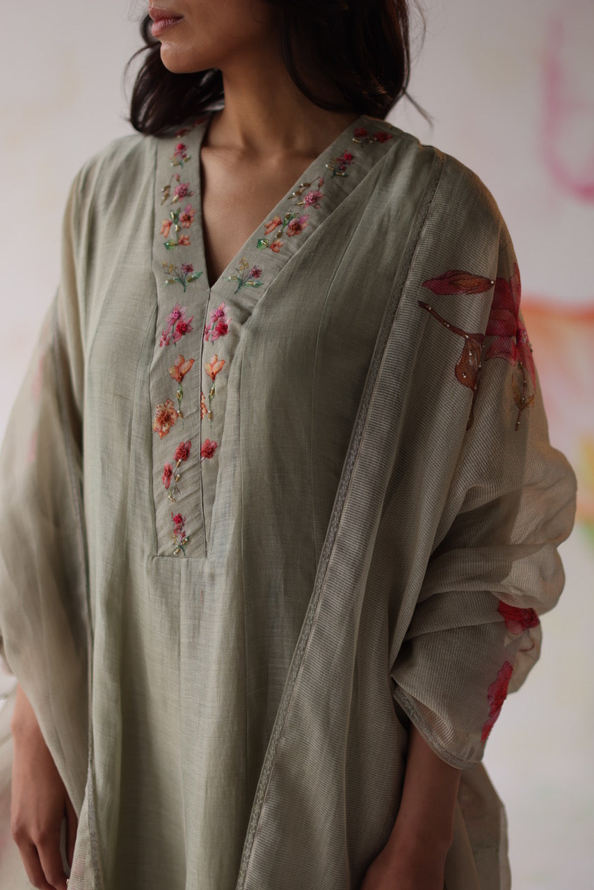 Nargis Kurta Set
