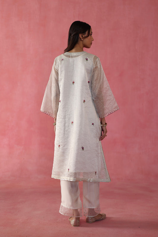 Shakkar Kurta Set