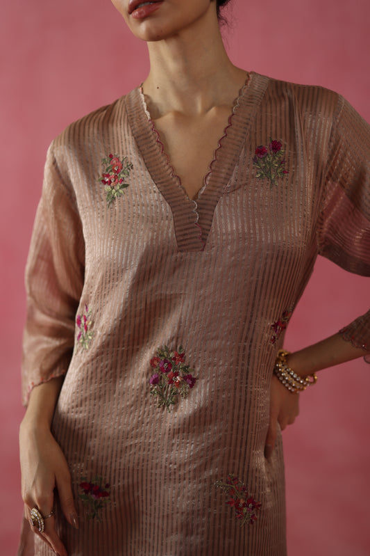 Shakkar Kurta Set
