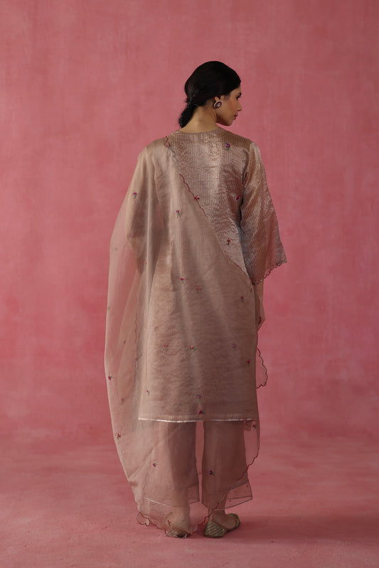 Shakkar Kurta Set