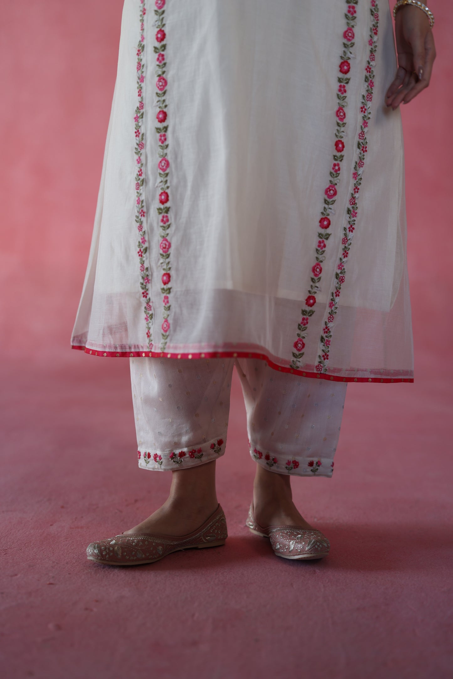 Kulfi Kurta Set