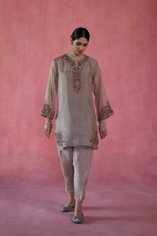 Kewra Kurta Set