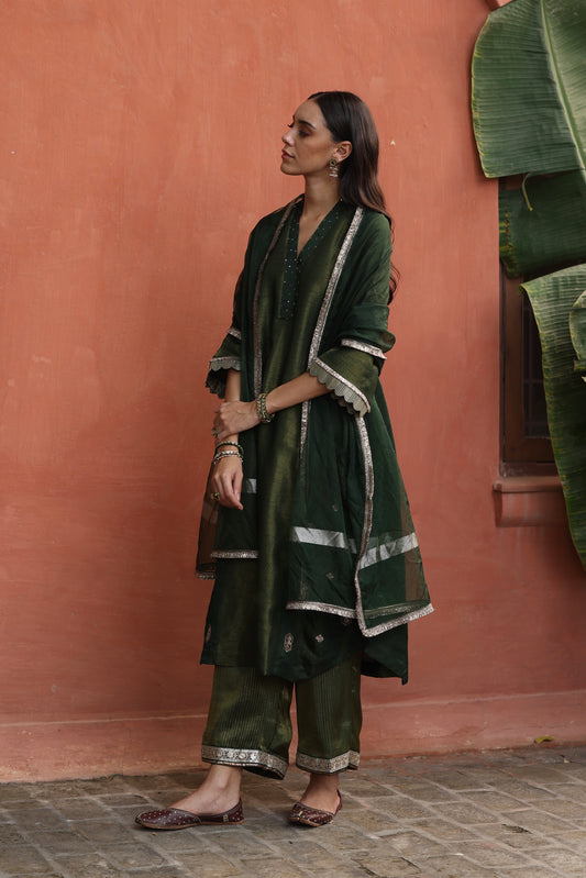 Tara Kurta Set