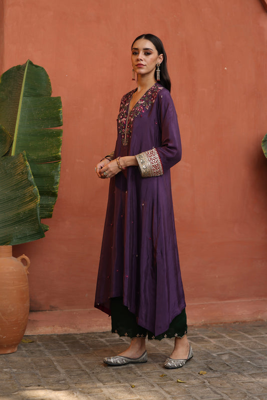 Kaleera Kurta Set