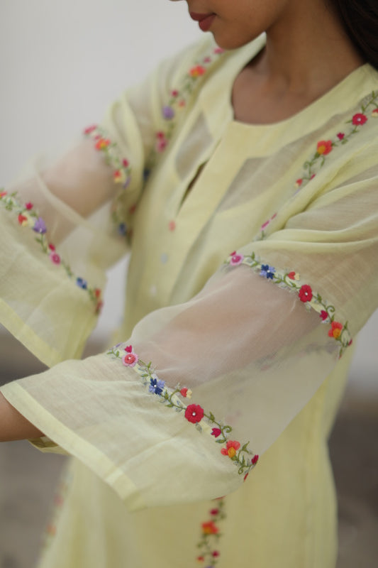 Shikaara Kurta Set