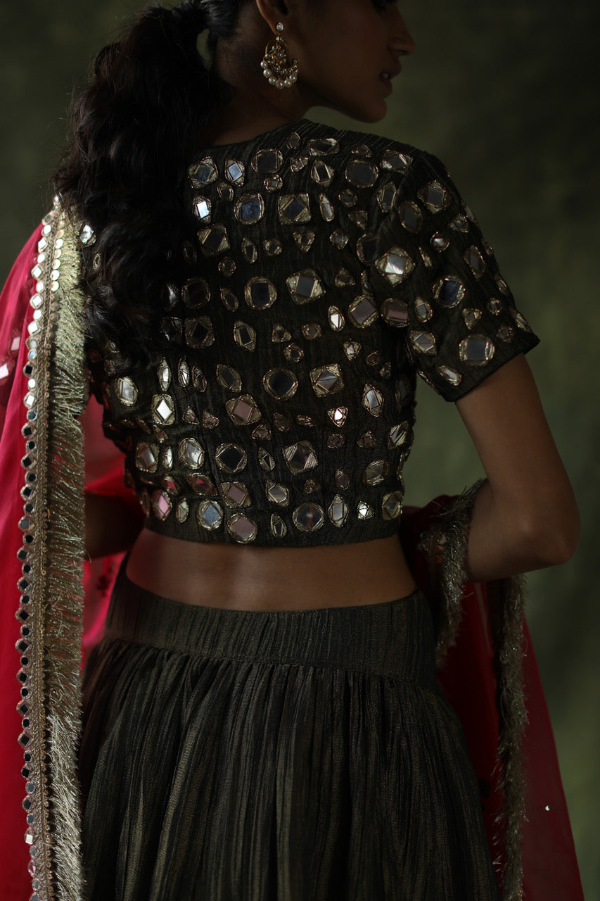 Sifat Lehenga