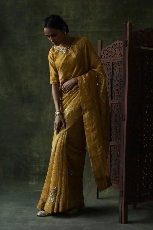 Gulnaaz Saree