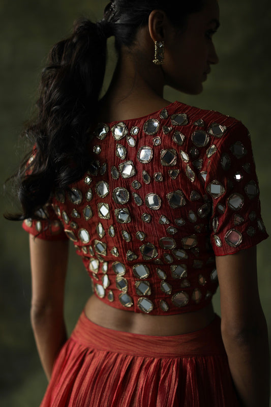 Sifat Lehenga