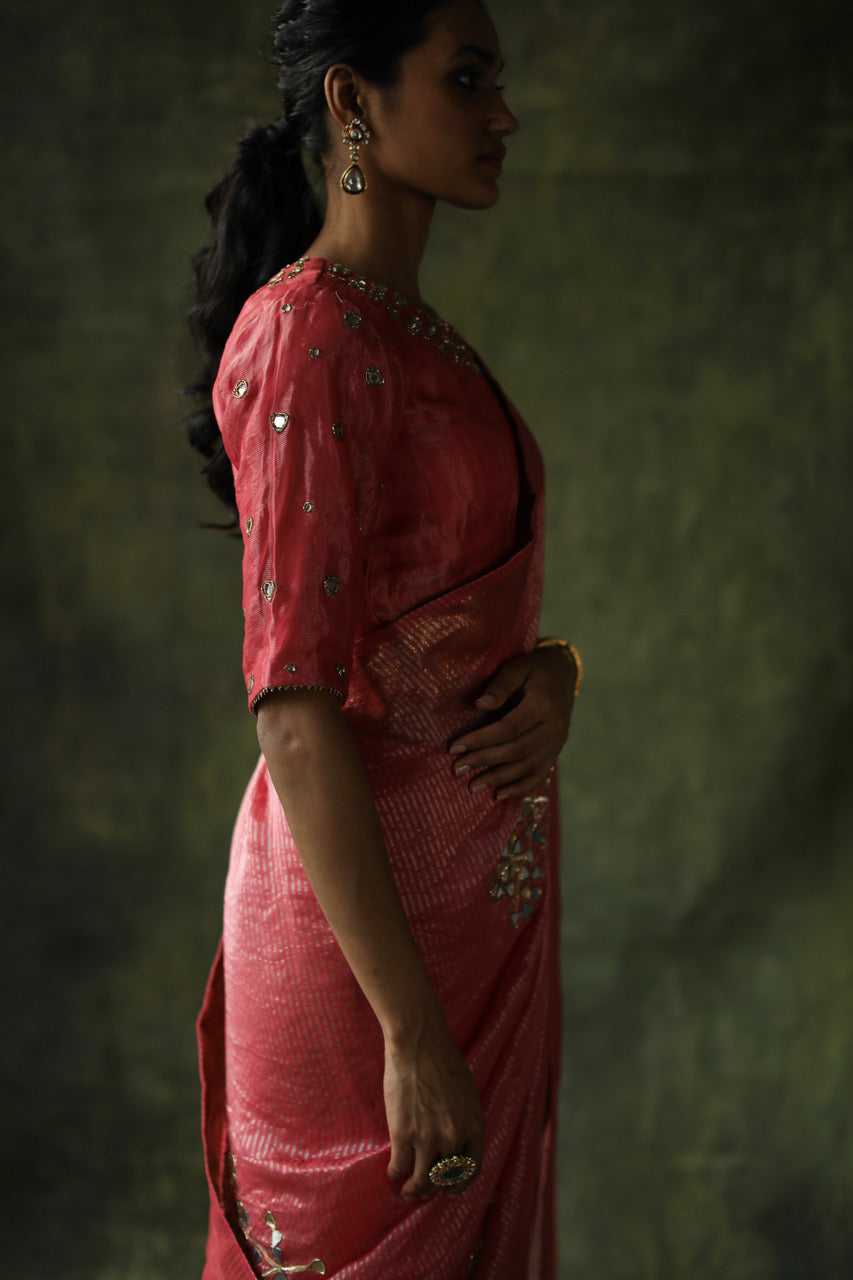 Gulnaaz Saree