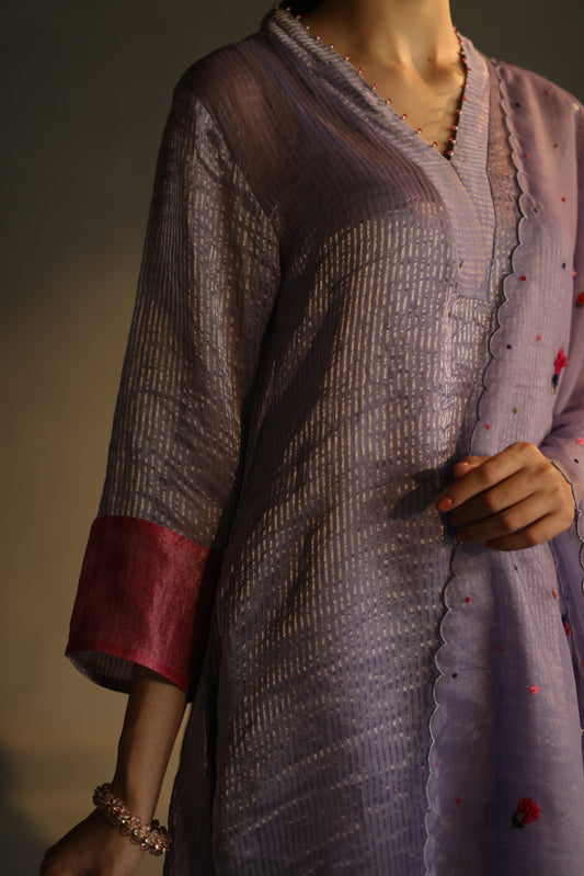 Jhilmil Kurta Set