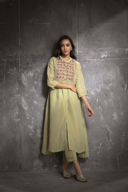 The Magpie Kurta Set