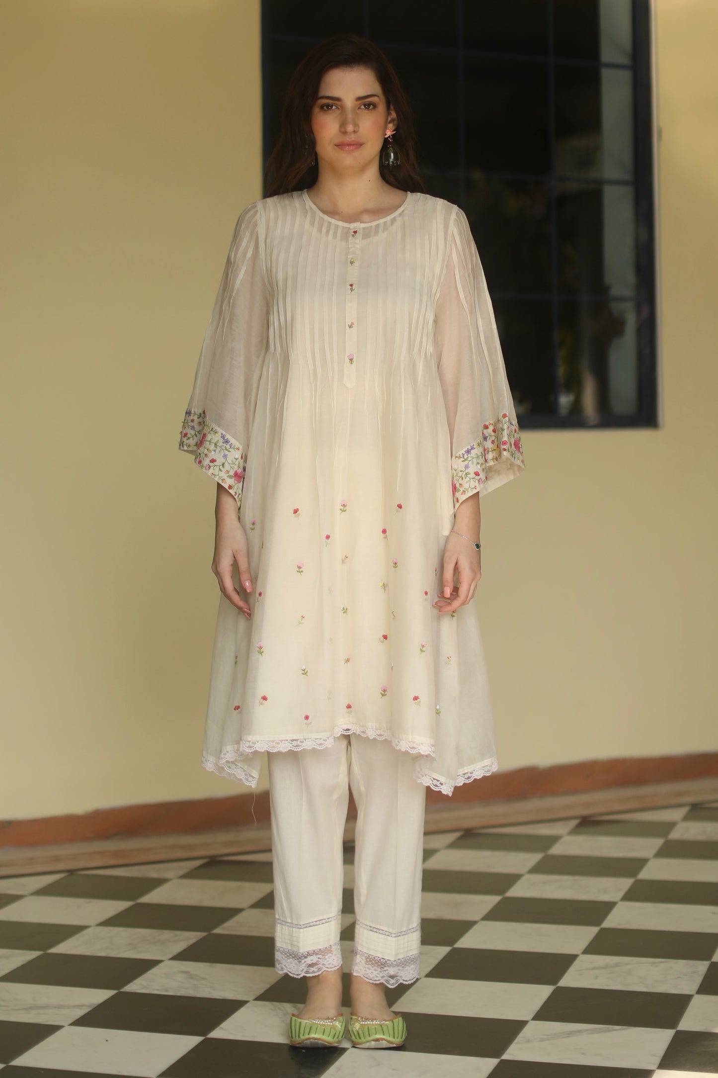 Kira Kurta Set