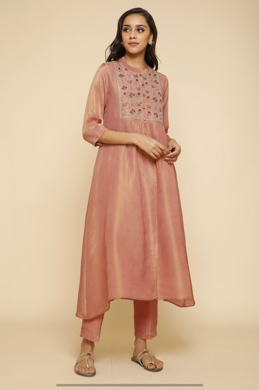 The Magpie Kurta Set