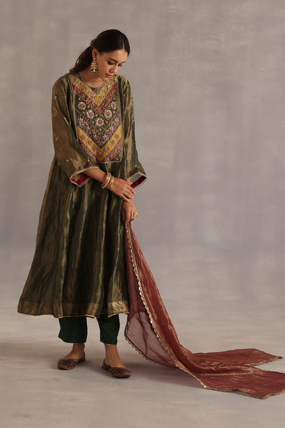 Navratna Kurta Set