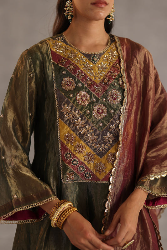 Navratna Kurta Set