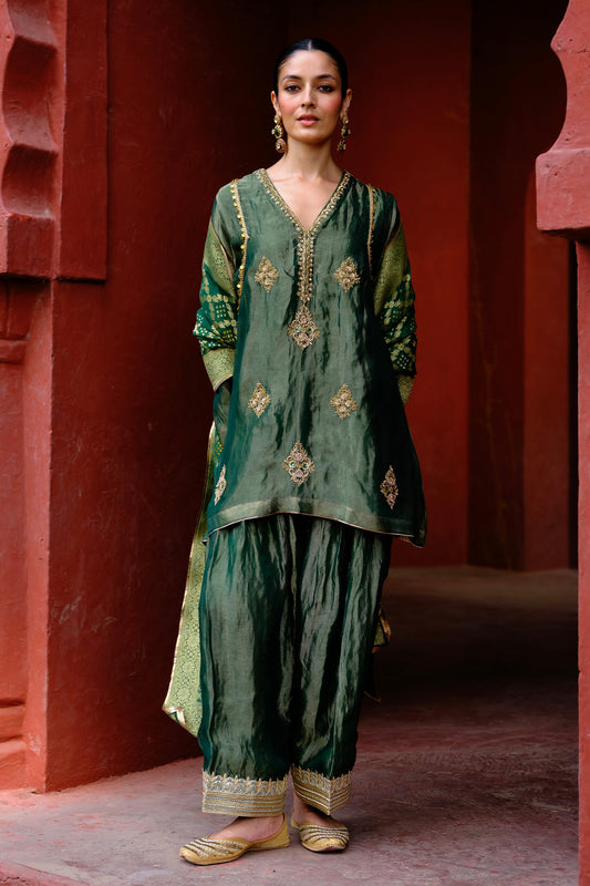 Maahgul Sharara Set