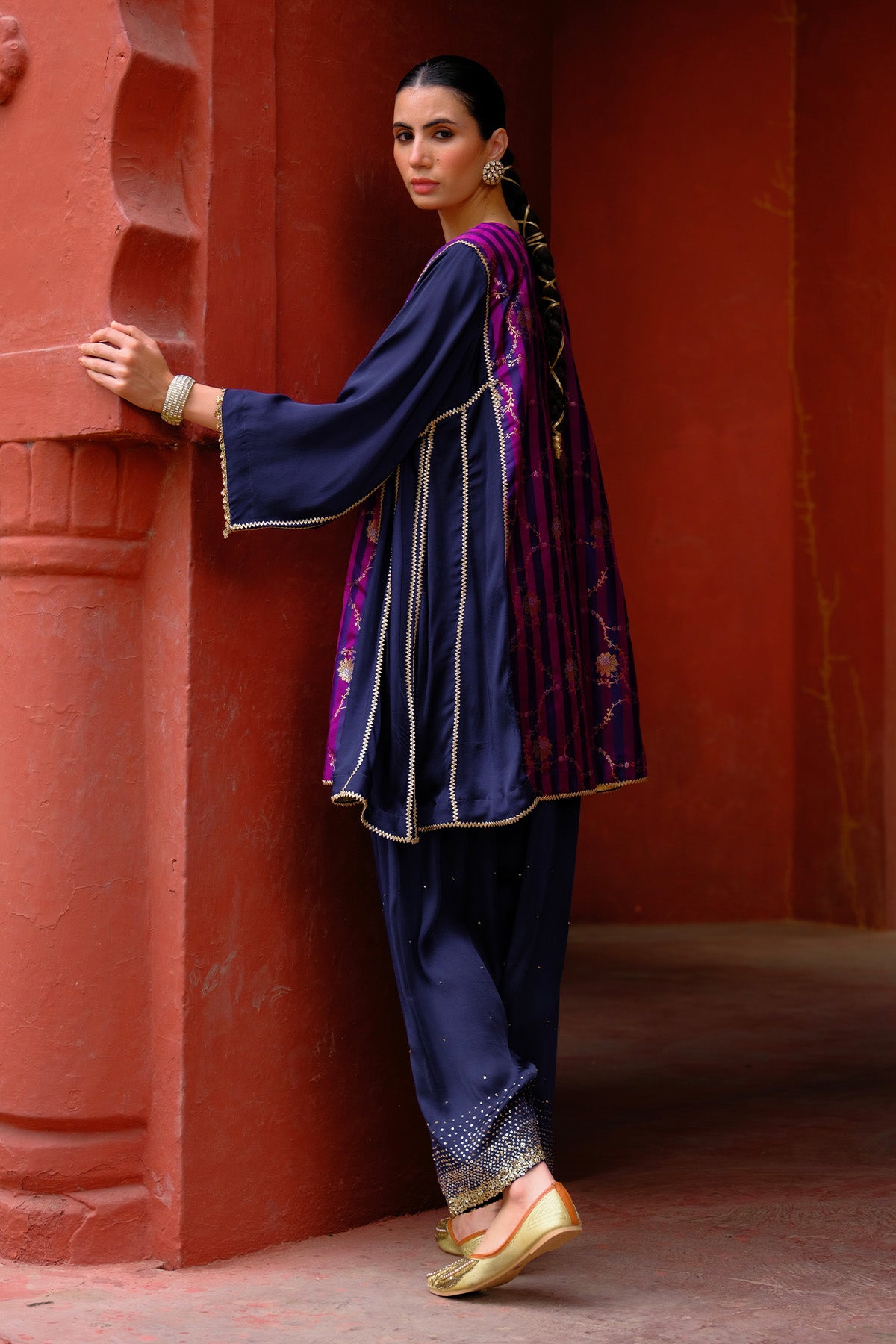 Rukh Kurta Set