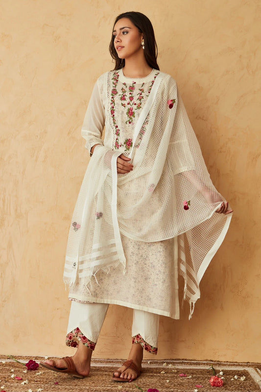 Freesia Kota Set