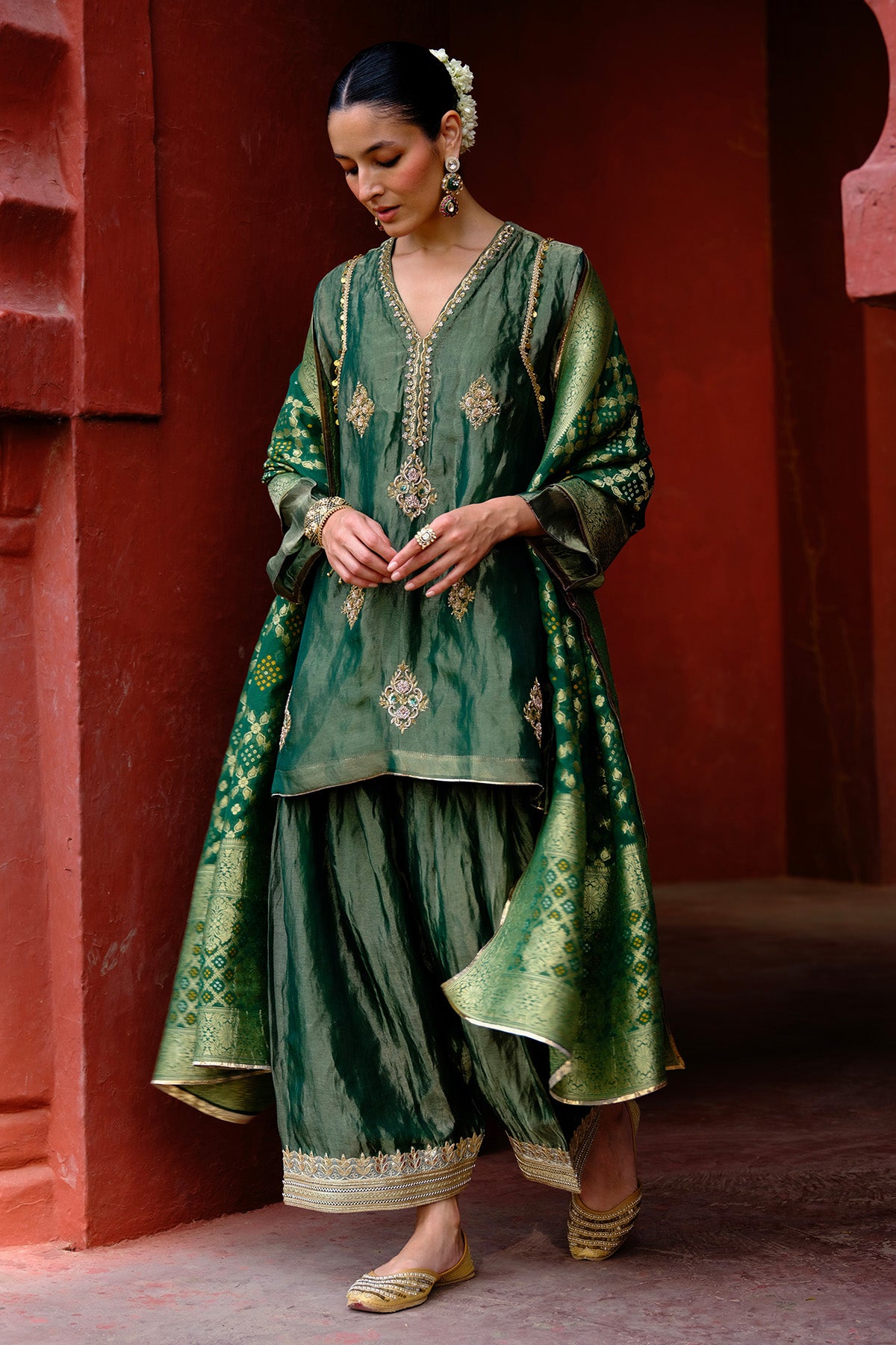 Maahgul Sharara Set