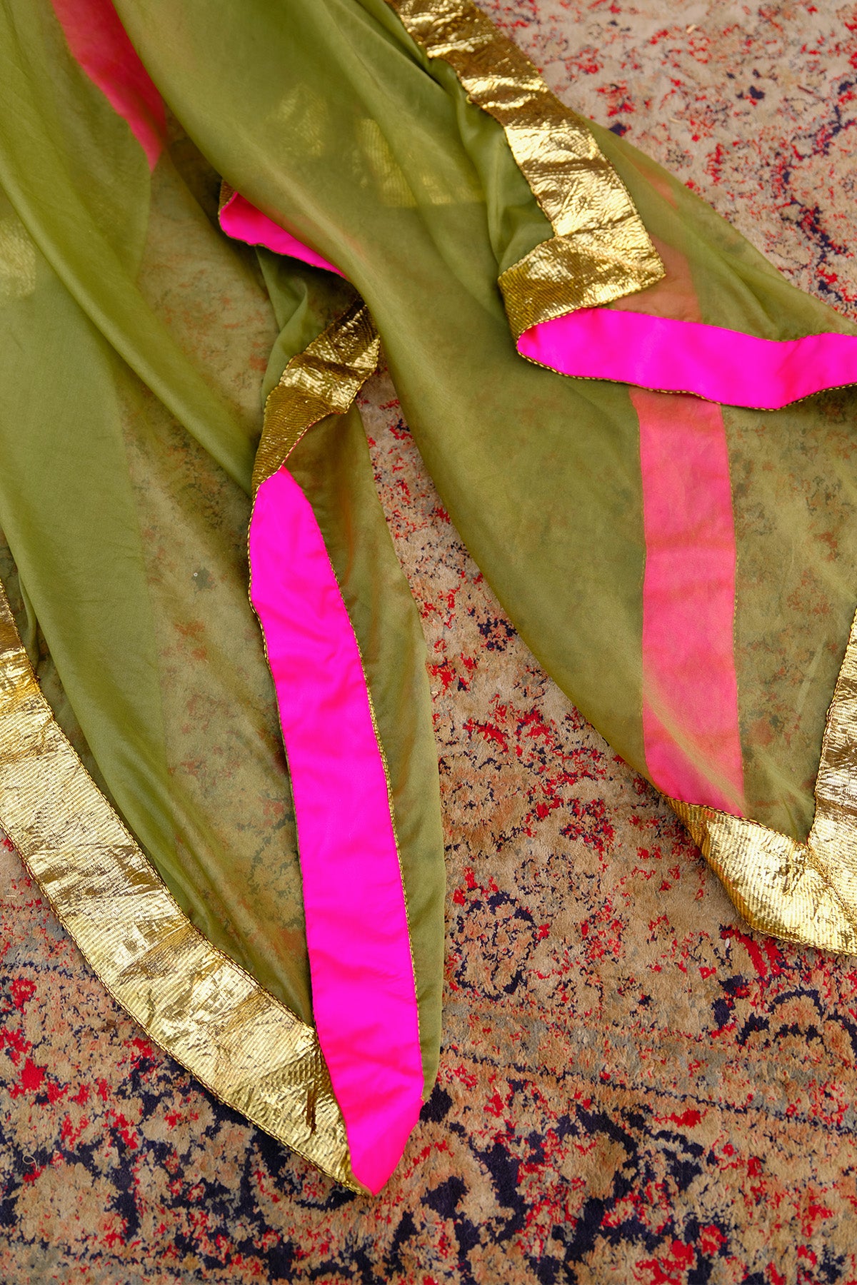 Reem Kurta Set