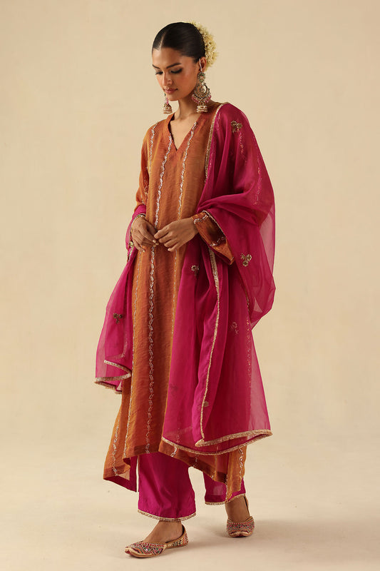 Jhoomar Kurta Set