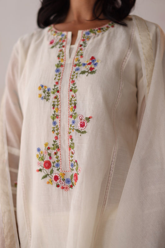 Mogra Kurta Set