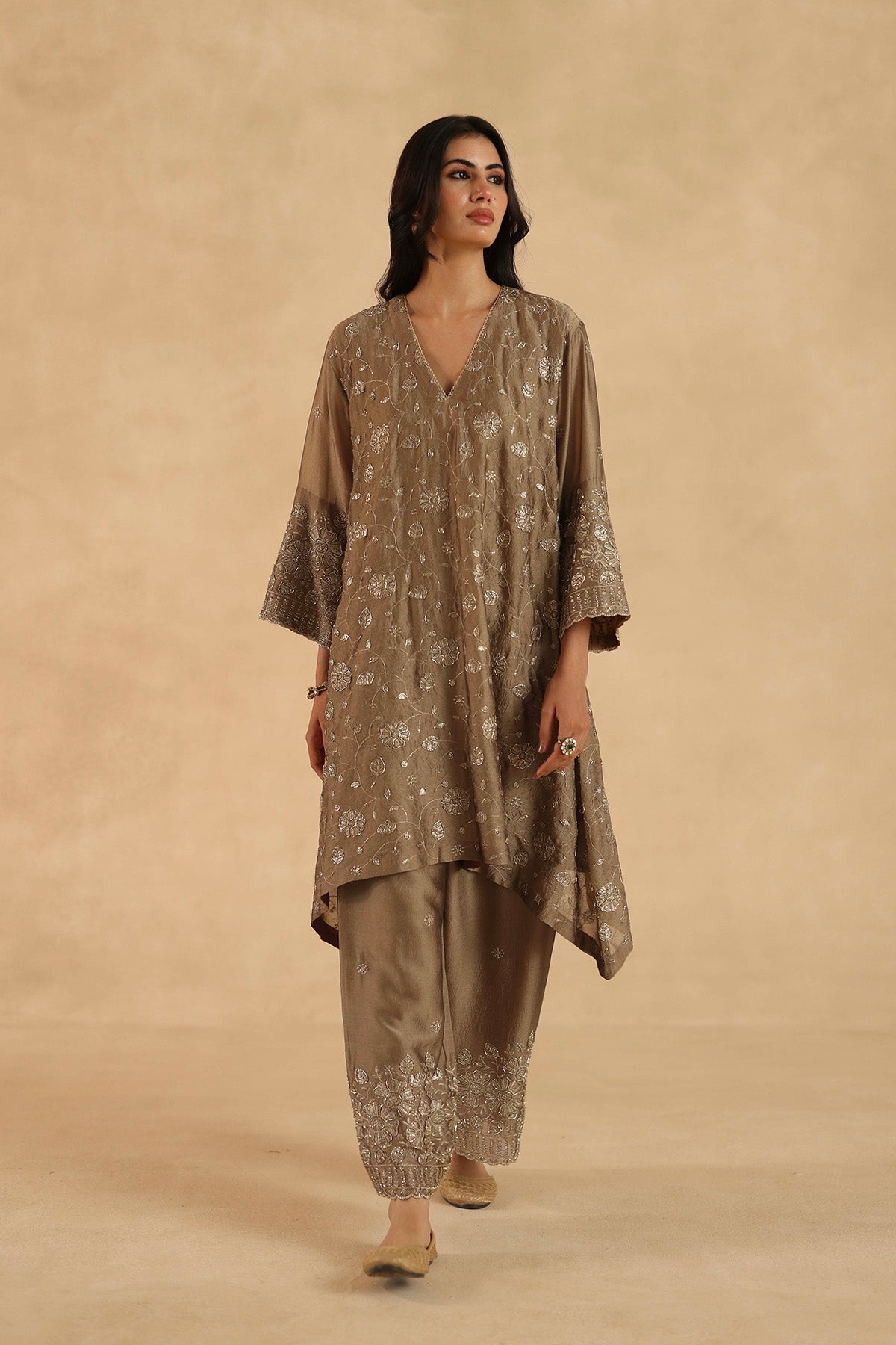 Polki Farshi Set