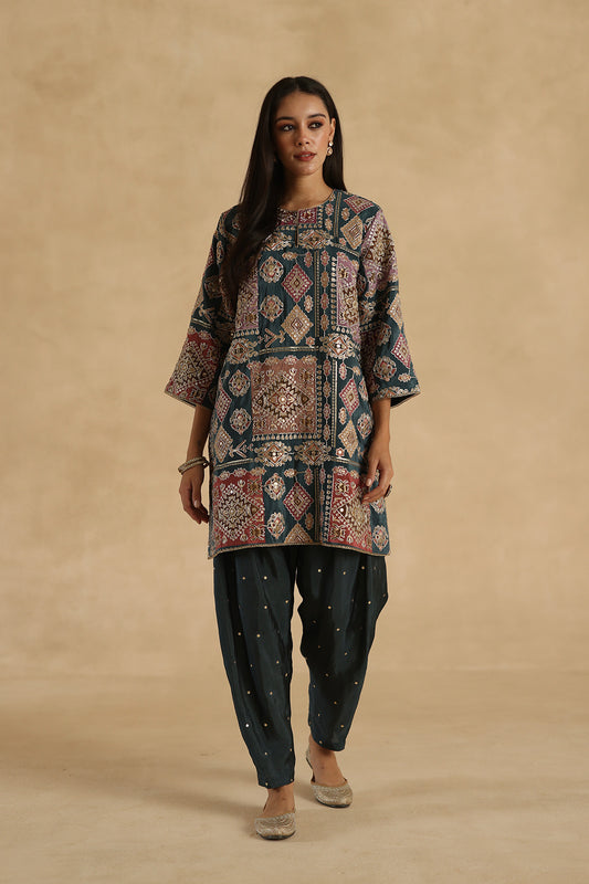 Manik Kurta Set