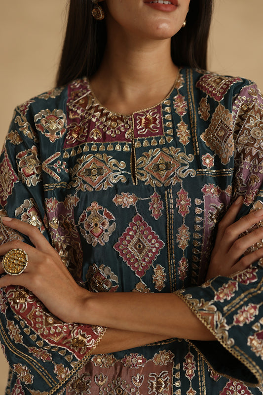 Manik Kurta Set