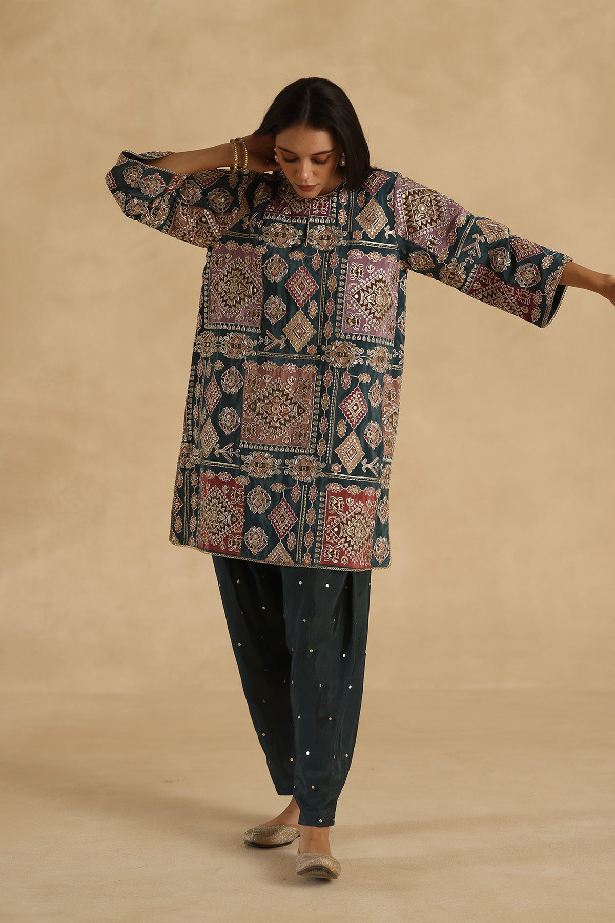 Manik Kurta Set