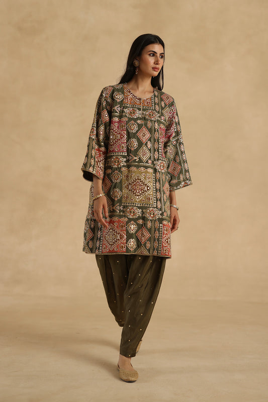 Manik Kurta Set