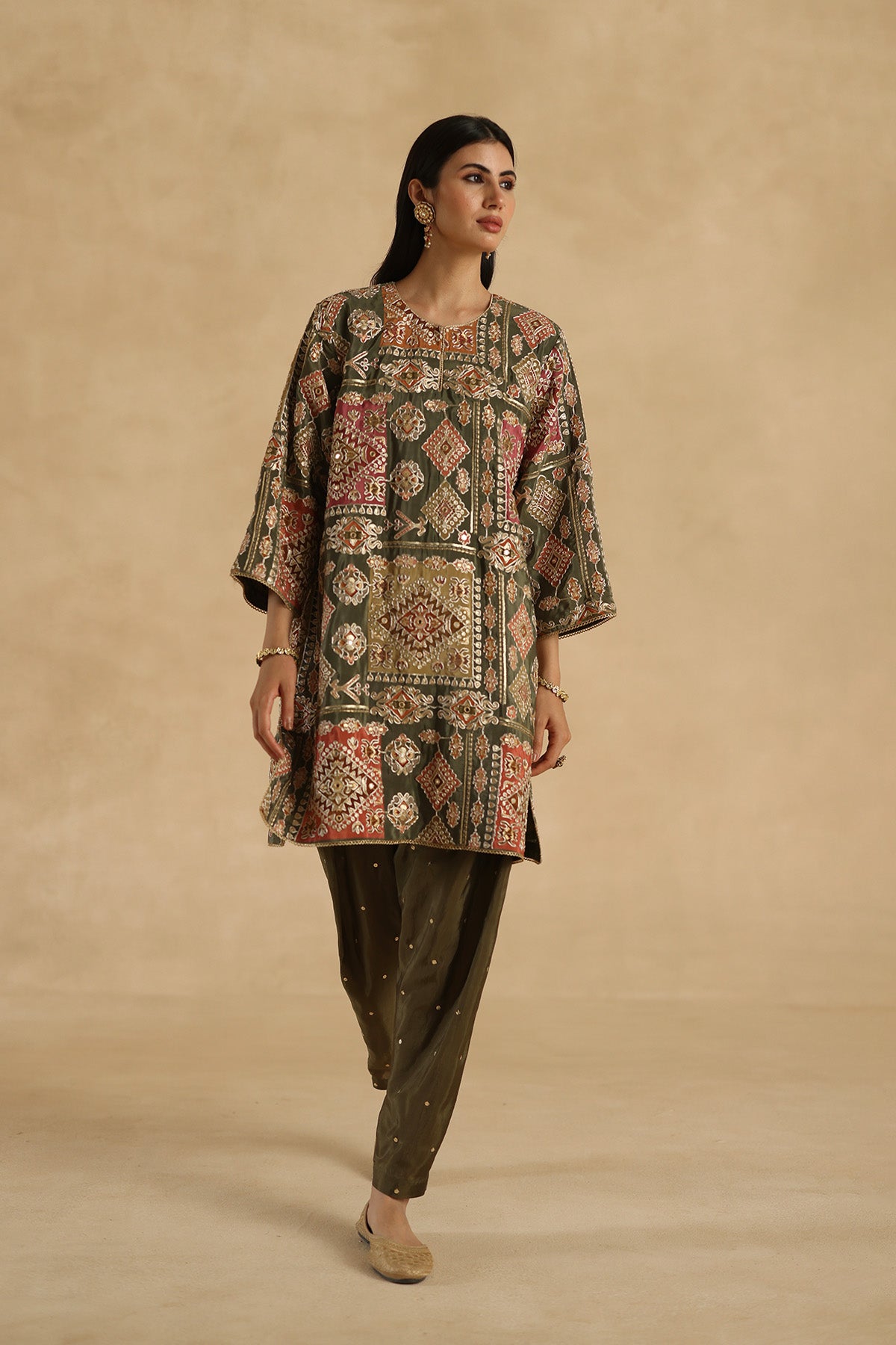 Manik Kurta Set