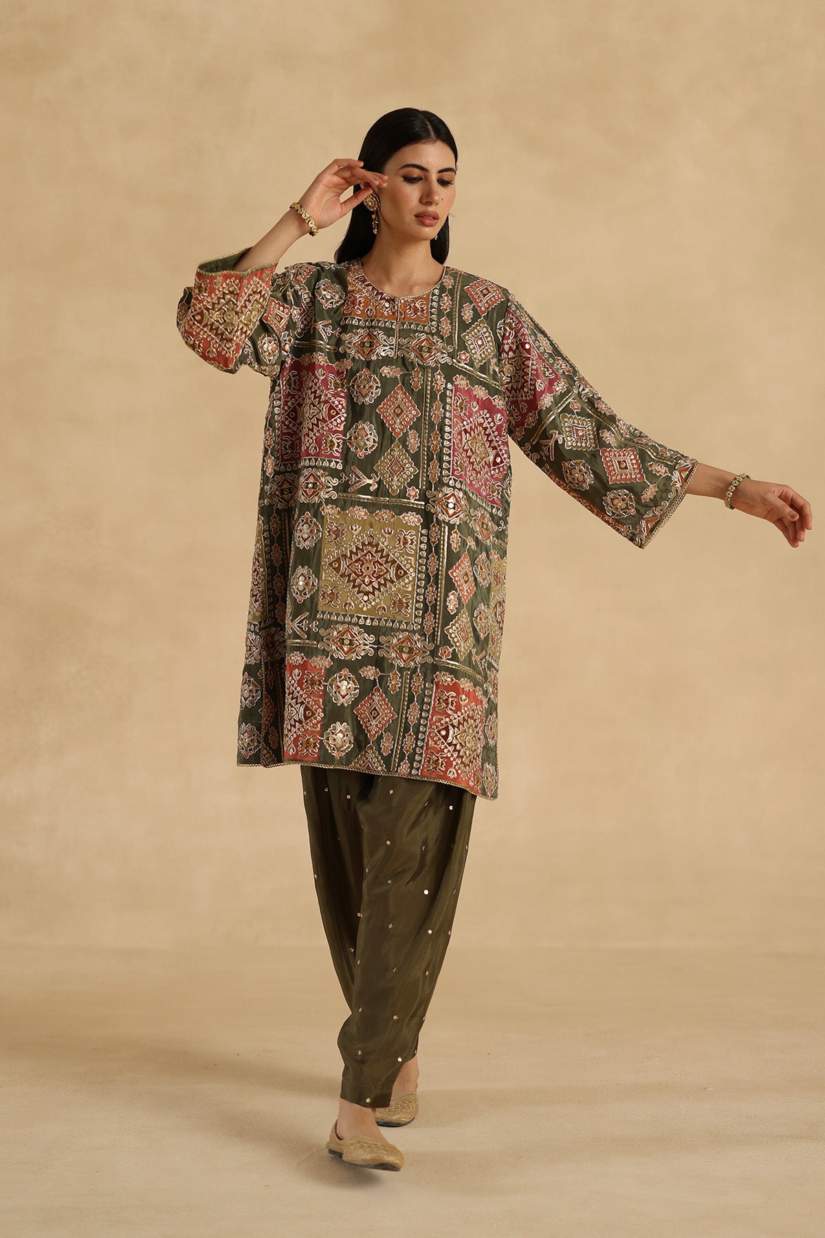 Manik Kurta Set