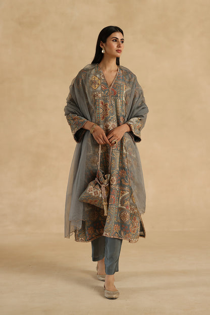 Tarini Suit Set