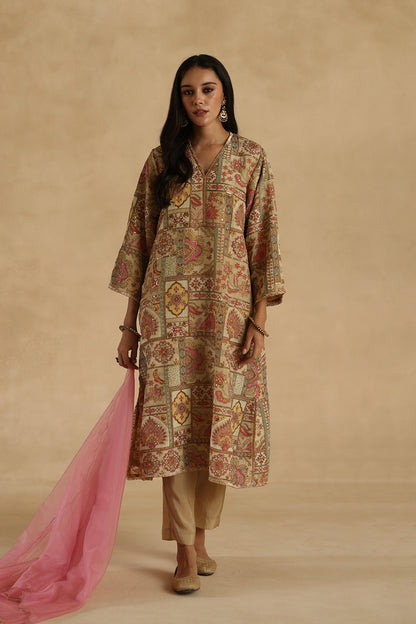 Tarini Suit Set