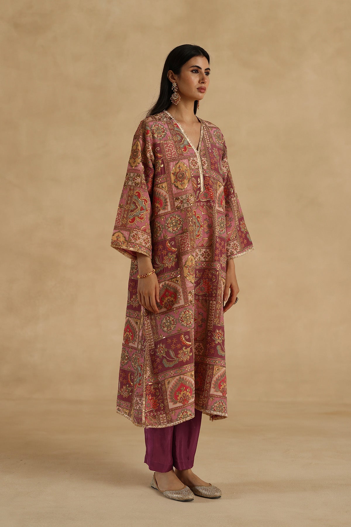 Tarini Suit Set
