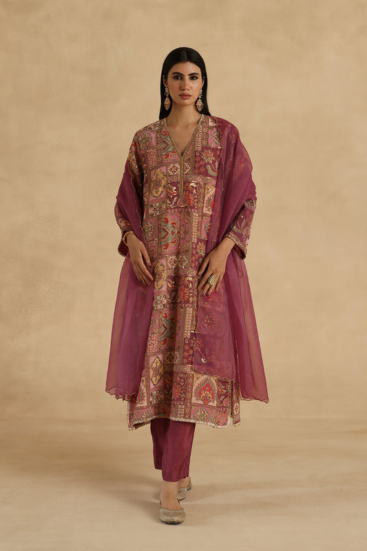 Tarini Suit Set