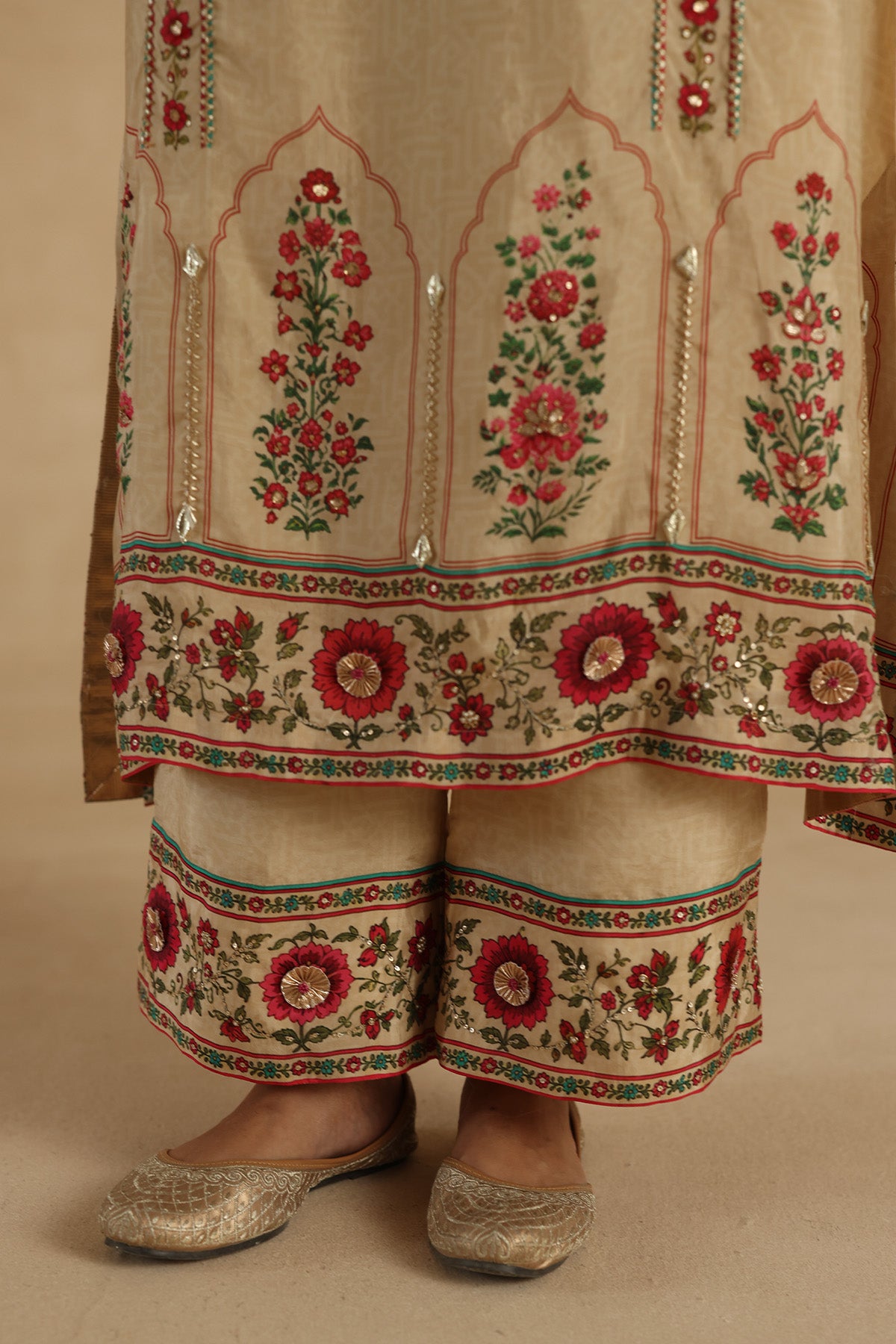 Bagh Suit Set