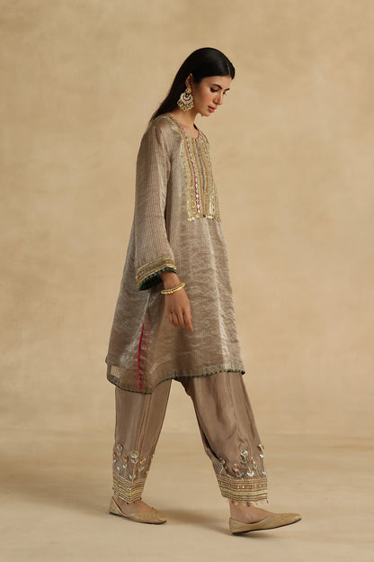 Bindiya Suit Set