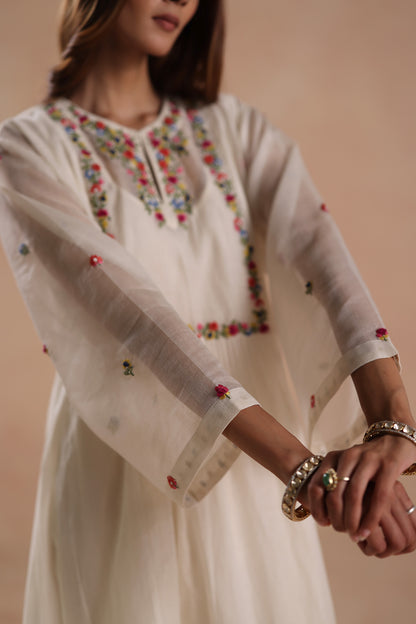 Jheel Kurta Set