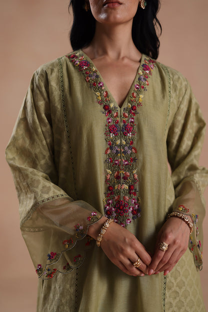 Rua Kurta Set