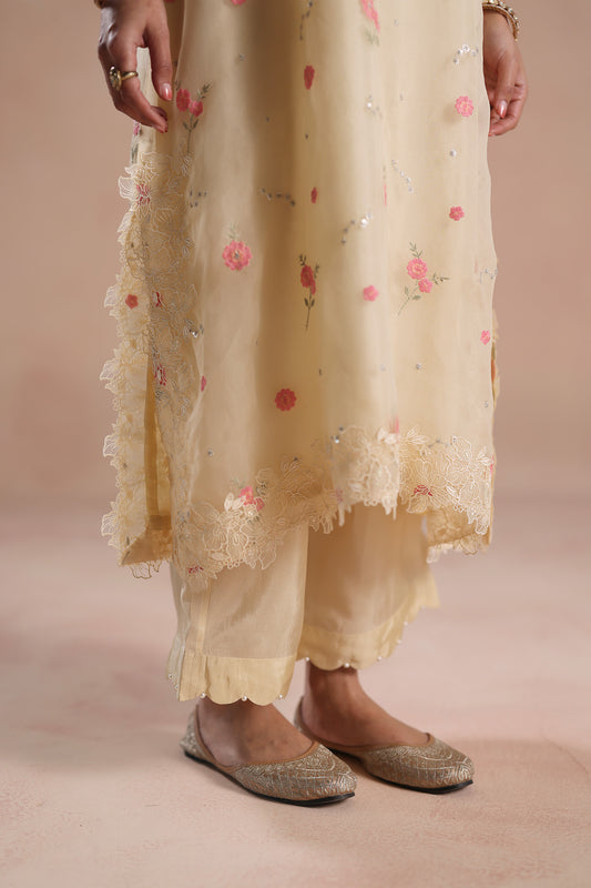 Sareena Kurta Set