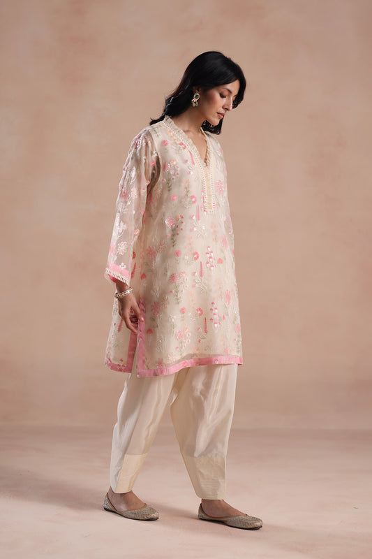 Eraya Kurta Set