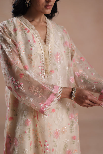 Eraya Kurta Set
