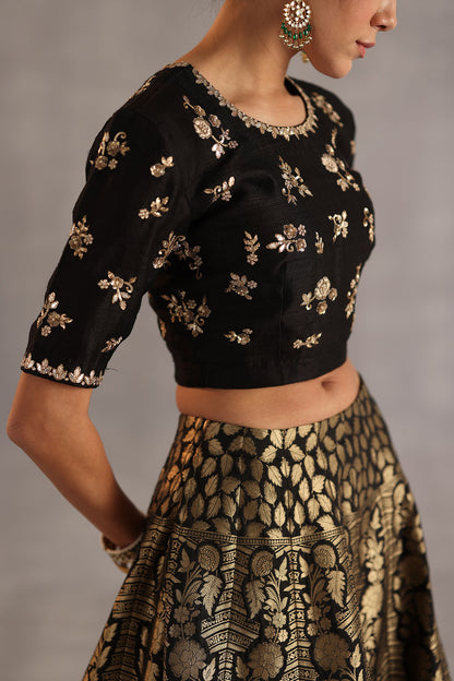 Malhar Lehenga