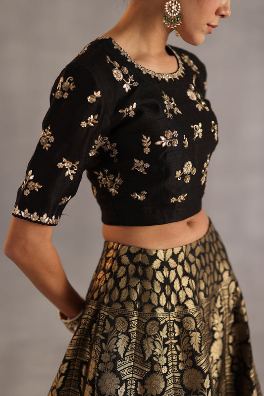 Malhar Lehenga