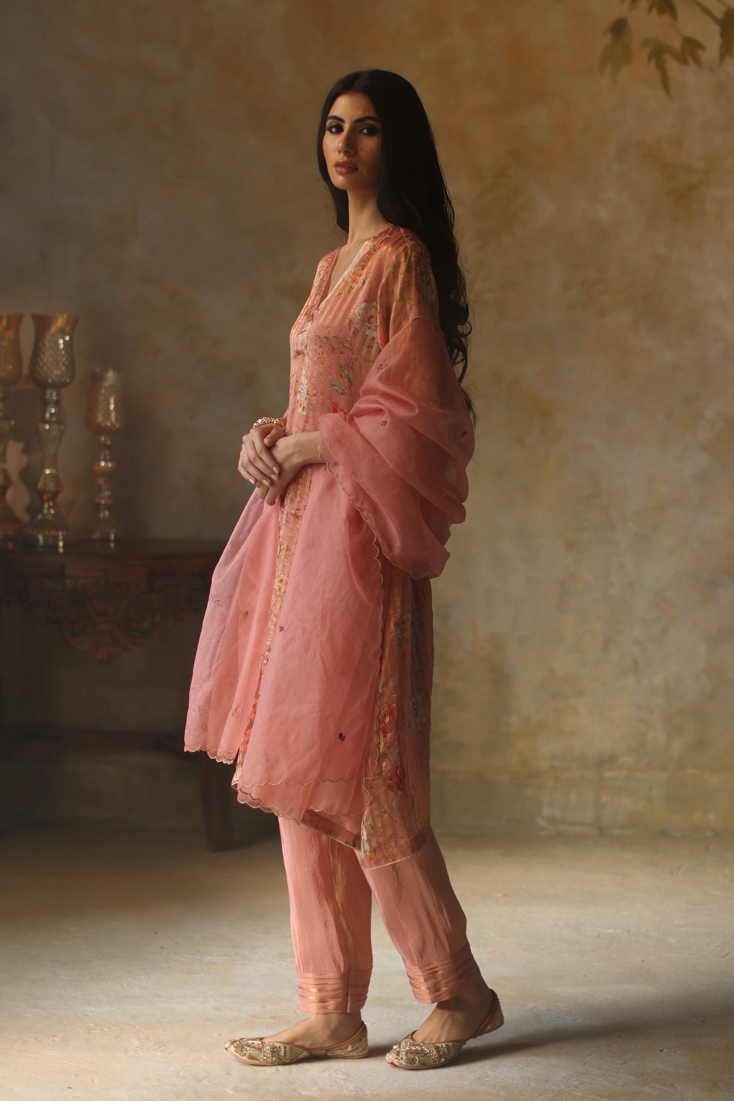 Ikai Kurta Set