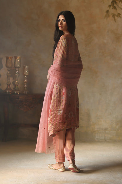 Ikai Kurta Set