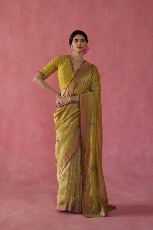 Anjeer Saree