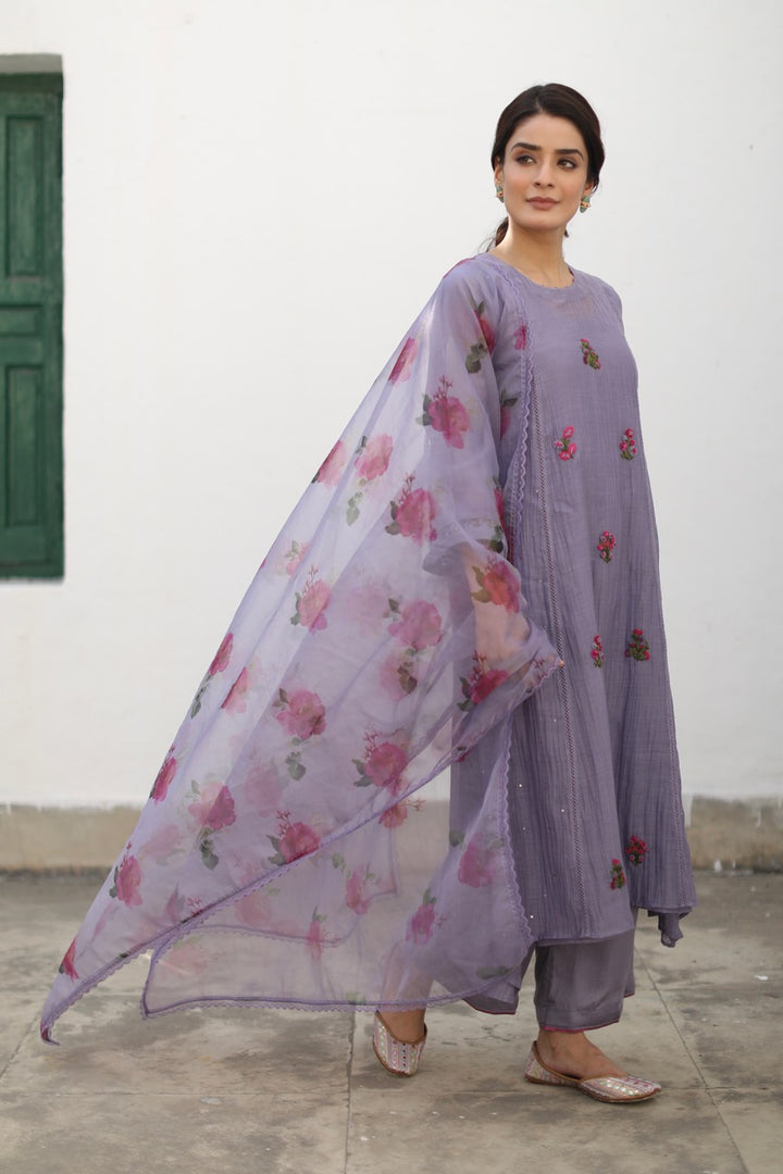 Sarhad – Begum Pret